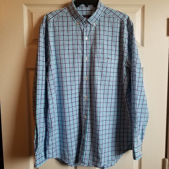 Vineyard Vines Other - Vineyard Vines plaid button down size Large